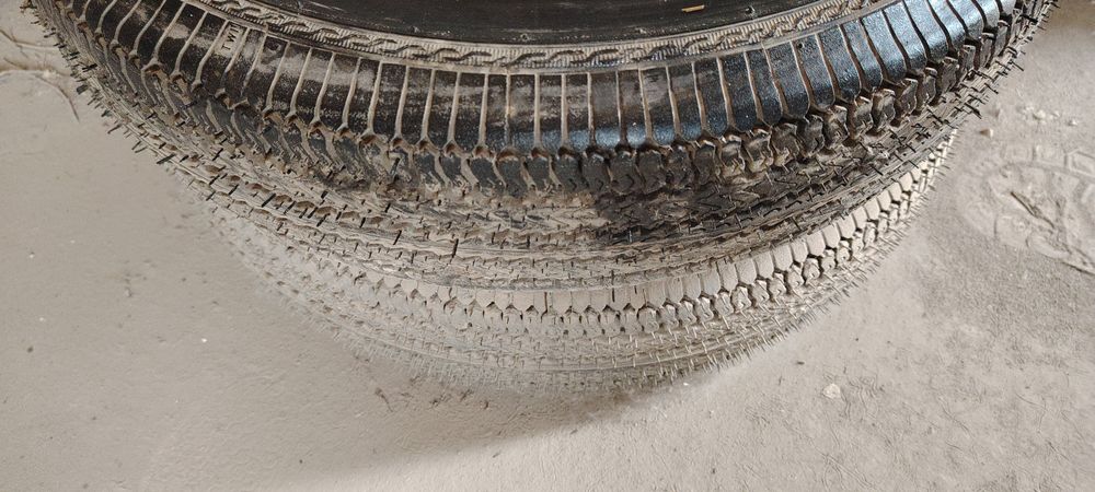 13 лик балон янги холати умуман куйилмаган 2 штука