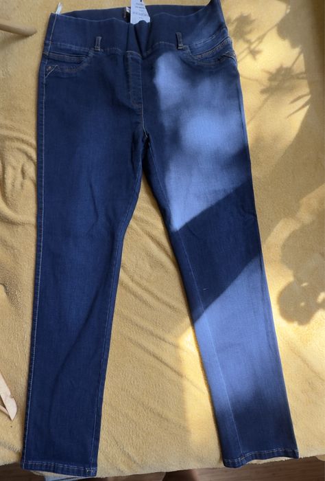 Еластични дамски дънки