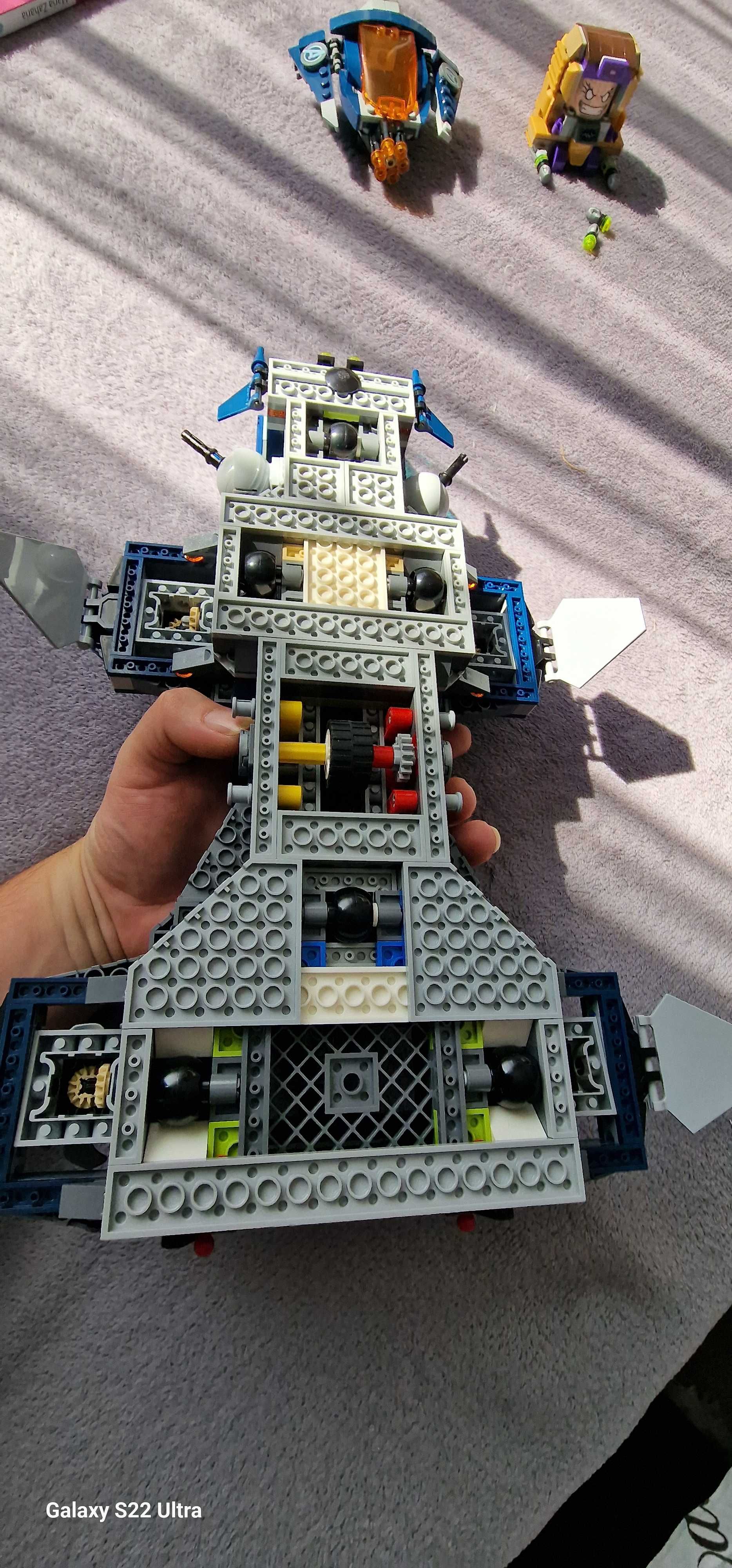 Lego 76153 - Avengers Helicarrier