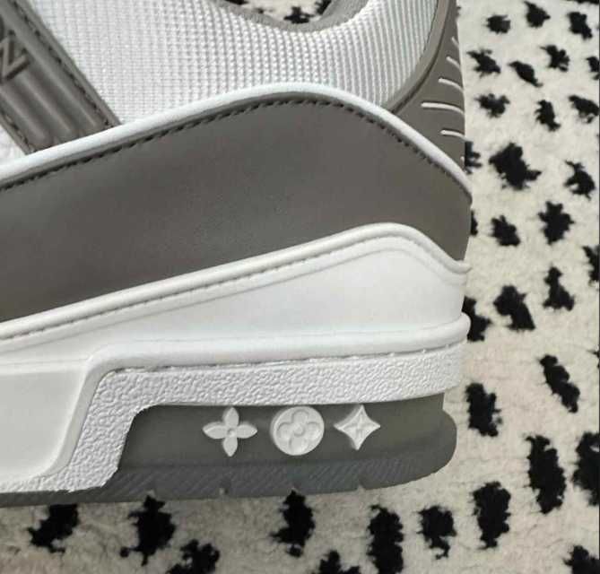 Louis Viutton Trainer Grey White