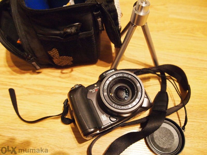 Canon Powershot S3 Is, с чантичка и стойка Hama. Като нов.