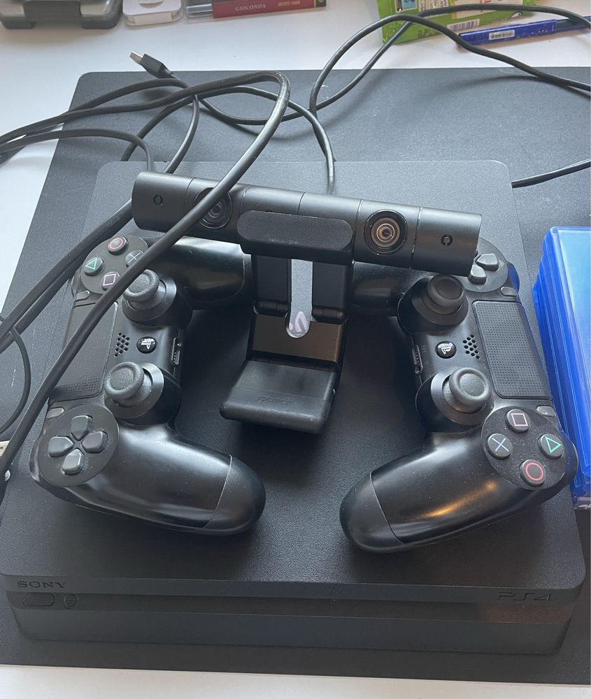 Sony PlayStation 4