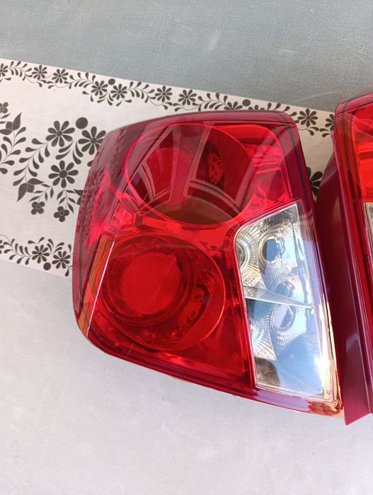 Оптра фары от жентры в хорошем состоянии