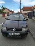 Vând autoturism Volkswagen Polo negru,4 uși pe motorină,