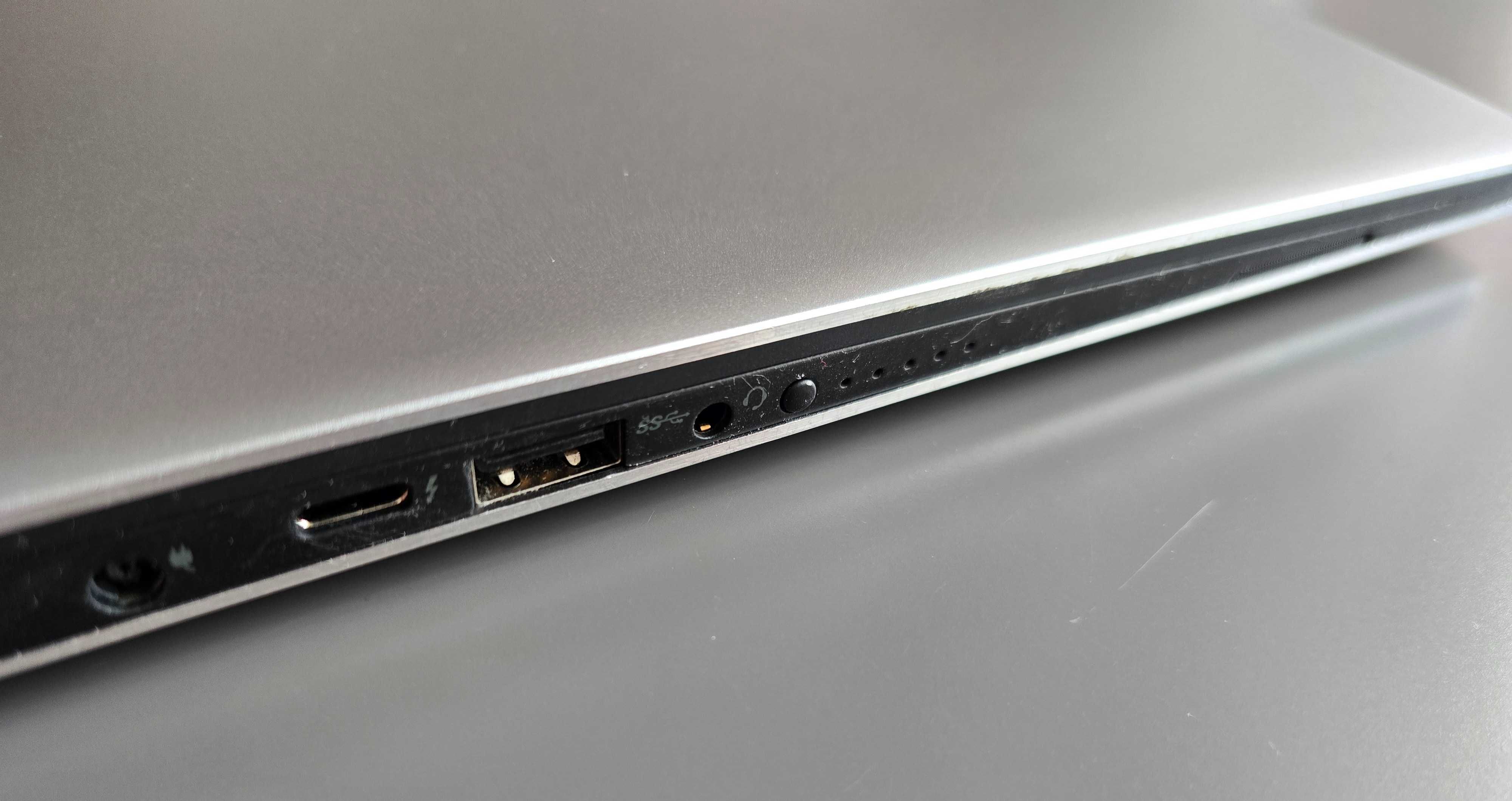 Dell XPS 13 9360, i7-8550U, 16GB RAM, 1TB SSD, touchscreen