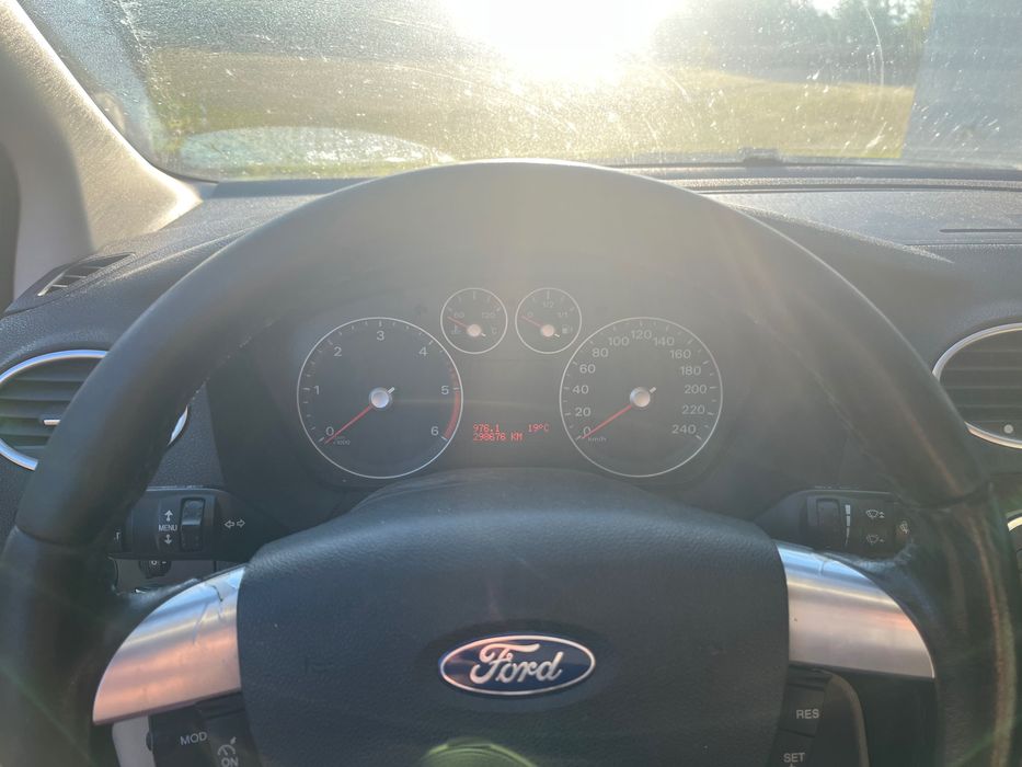 Vând Ford Focus 1.6 tdci 109cai