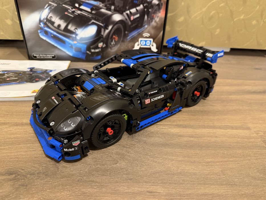 Lego 42176 Porsche GT4 Control