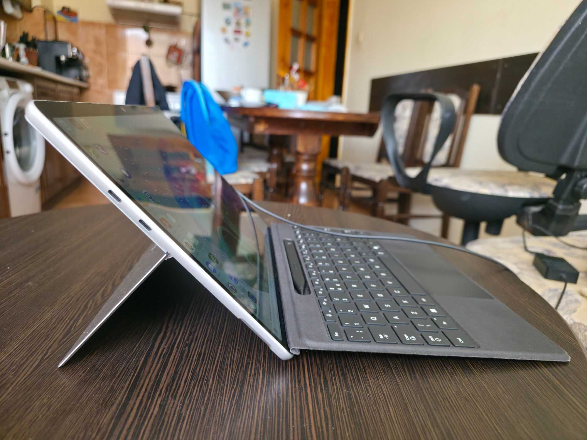 Microsoft Surface Pro 11 OLED, Intel Core Ultra Ser 2, 1TBSSD, 32GBRAM