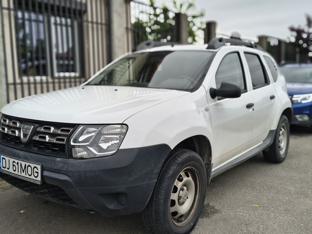 Duster de vanzare