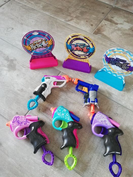 Set pistoale și ținte NERF