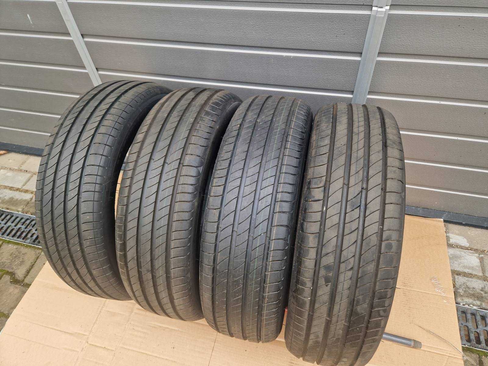 4 броя Michelin R18 195/60/ 
нови летни гуми 
DOT4722