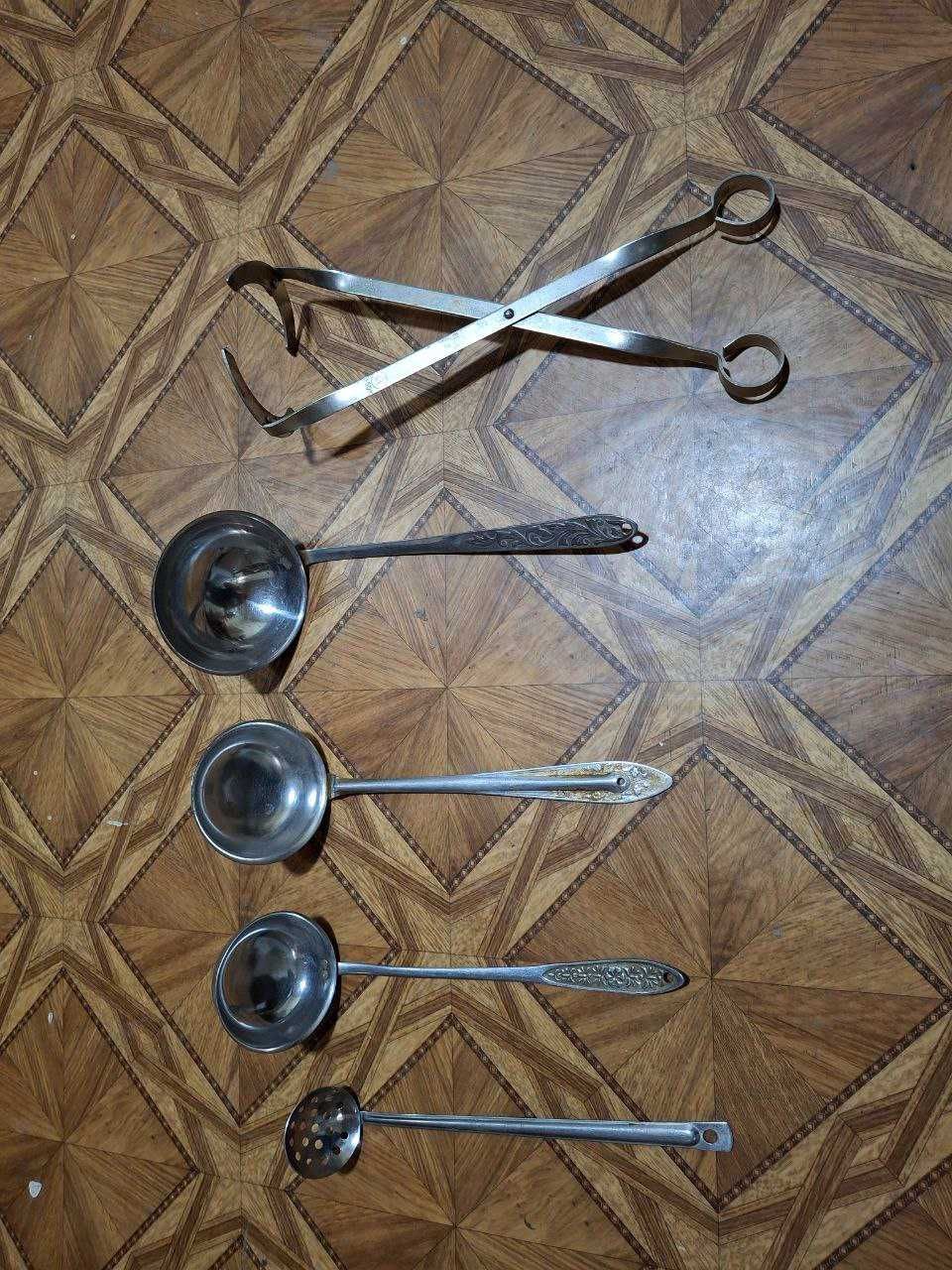 Кухонные принадлежности, половники
