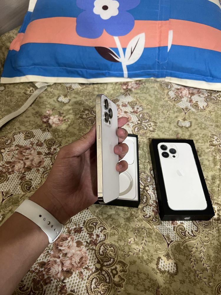 iPhone 13 Pro 256gb в идеальном состояние