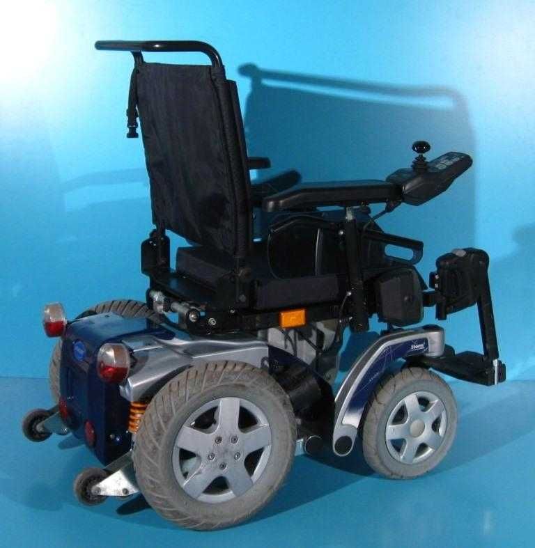 Carucior electric Invacare Storm 4 - cu reglaj pe inaltime