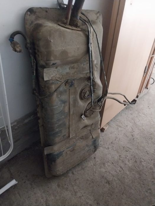 Дополнительный бак