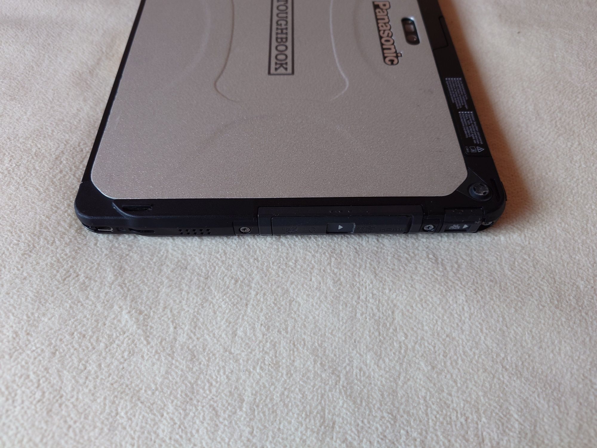 Panasonic CF20 intel I5-7Y57 8gb 256 GB  WLAN diagnoza, 10 ore - teste