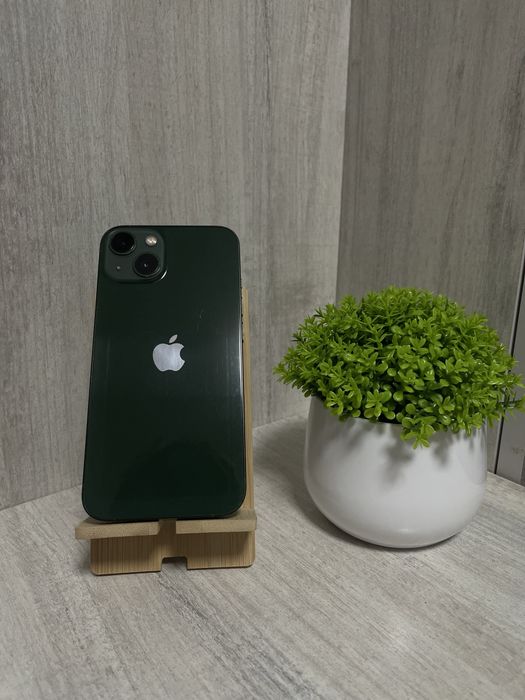 продам iphone 13 256