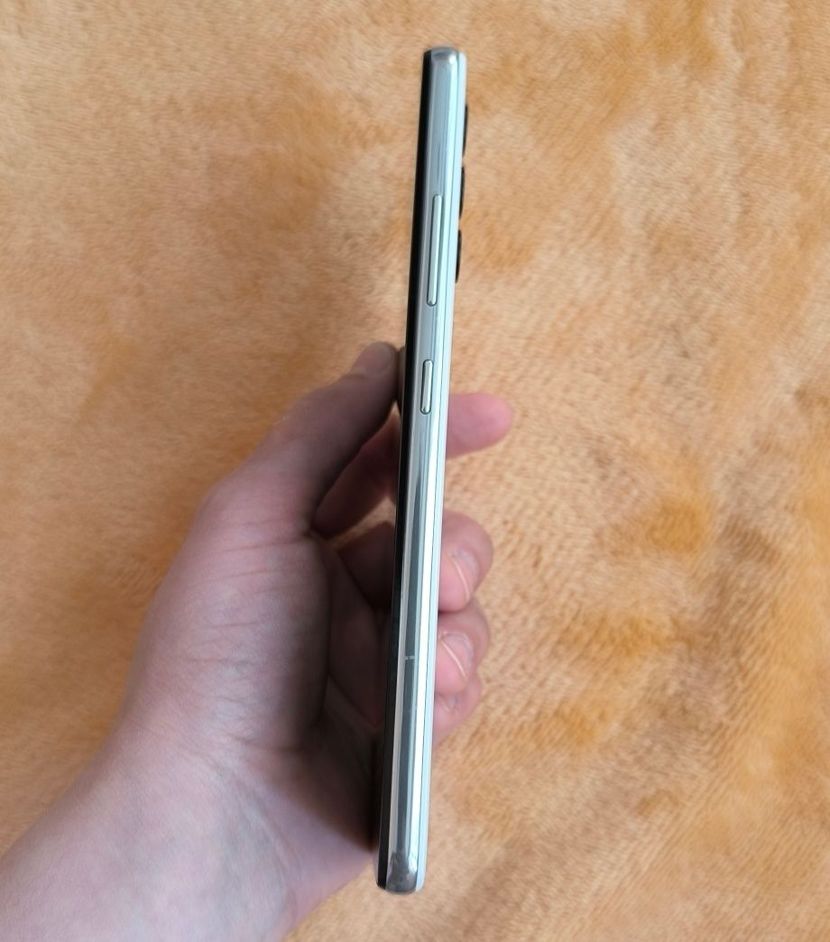 Samsung A32 в отличном состоянии
