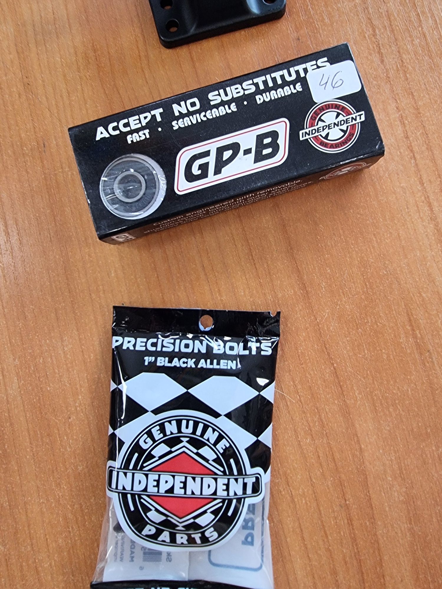 Скейтборд THERE 9.25, independent, OJ, MOB в черно