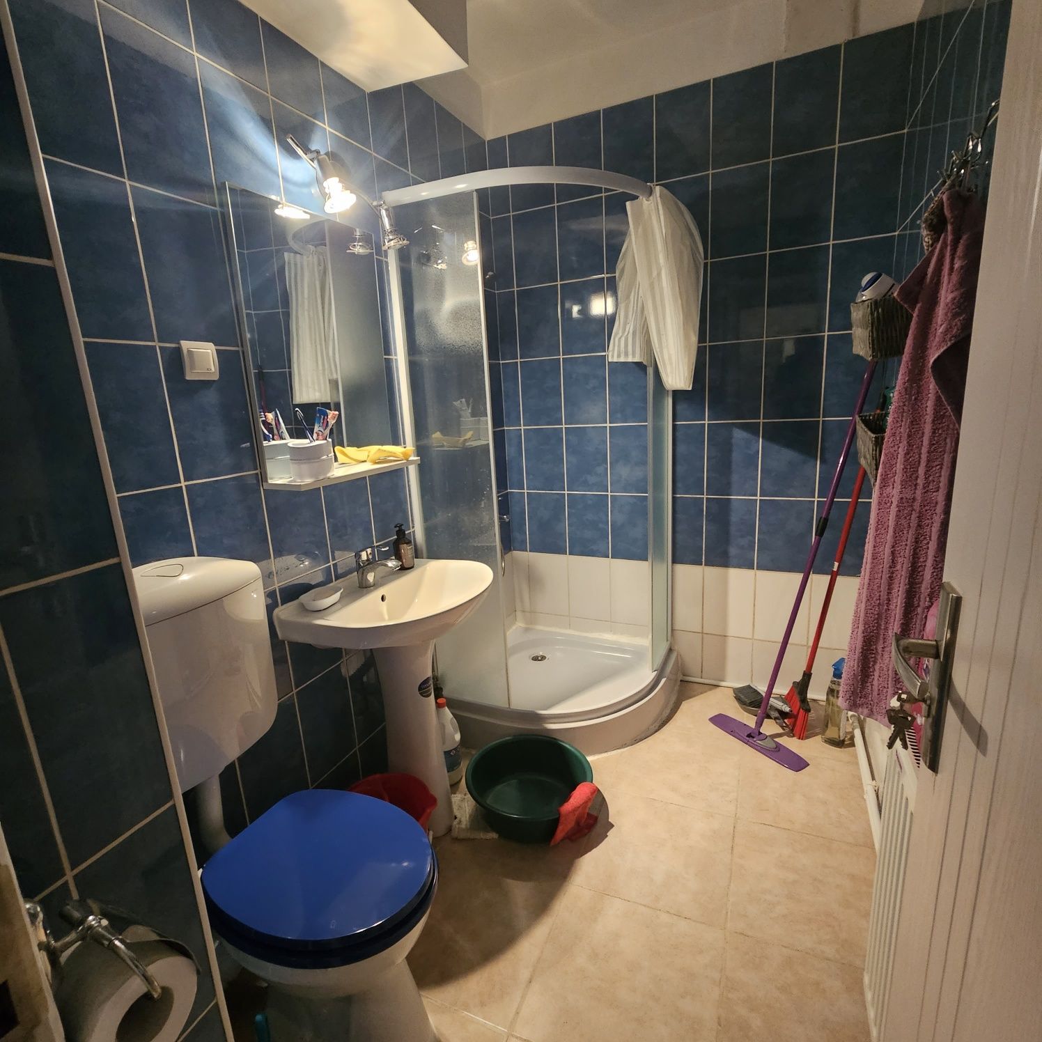 Vând apartament 2 camere în Oraș Hunedoara