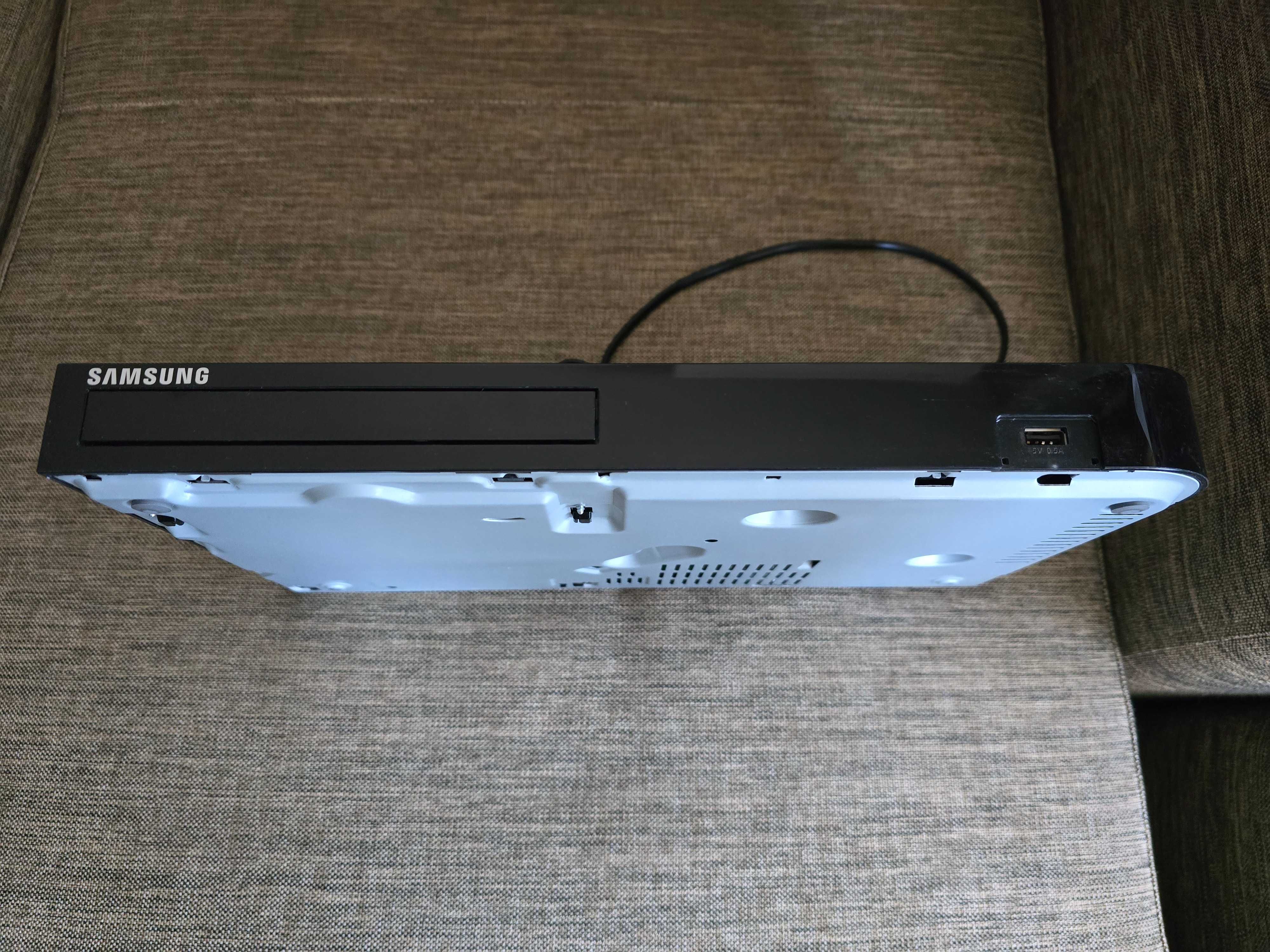 Samsung BLU-RAY Disc Player BD-F5500