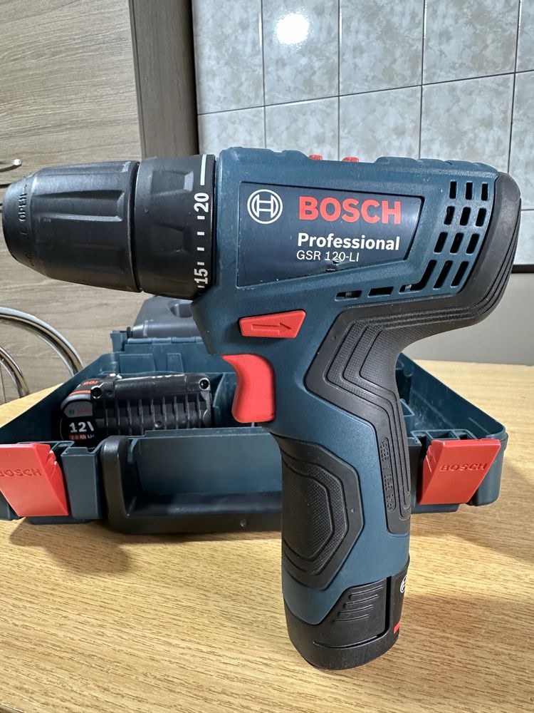 Bosch GSR 120 LI professional cu 4 acumulatori