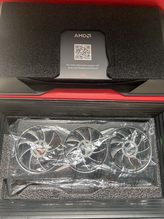 Видео карта - AMD Radeon RX 6950 XT Reference Design - Graphics Card