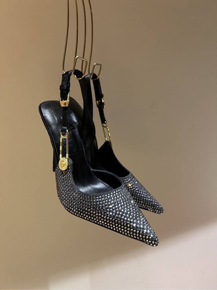 Pantofi Versace