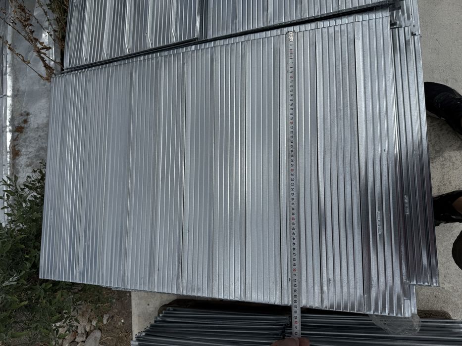 Плотове от индустриални рафтове