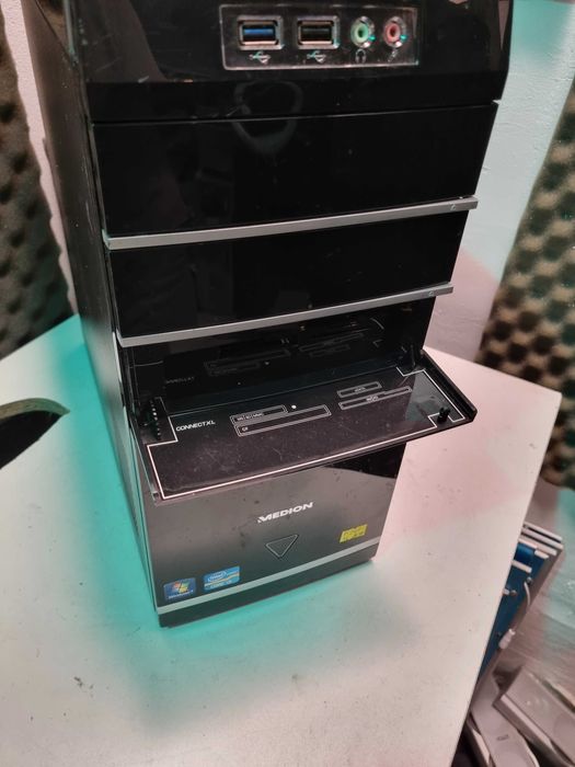Livrare Gratis Sistem PC Gaming Office Medion i5 2320