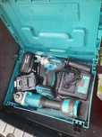 Flex acumulator și bormasina cu impact makita