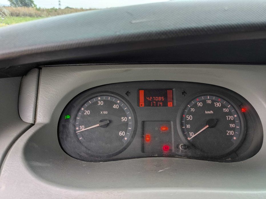 Renault Trafic 8 + 1