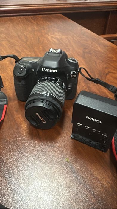 Фотоаппарат Canon EOS 80d