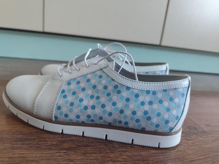 Дамски обувки от естествена кожа, 37 номер