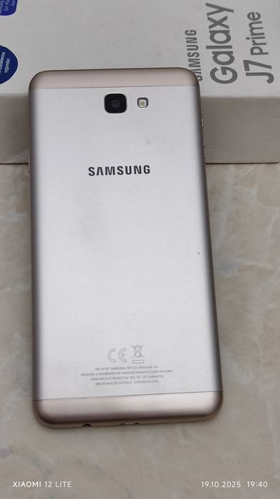 Samsung Galaxy J 7 prime