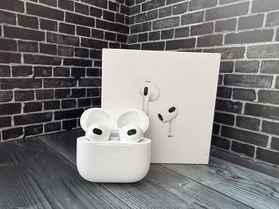 Оригинальные AirPods 3