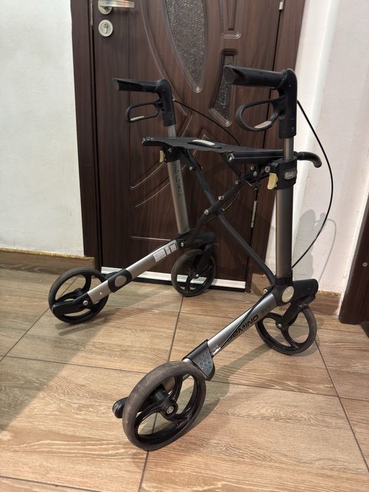 Cadru rulant medical din aluminiu cu sezut si frane (ca nou) Germania
