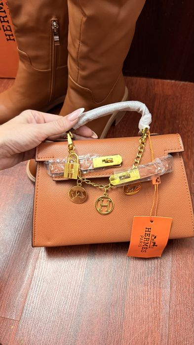 Сапоги в стиле hermes