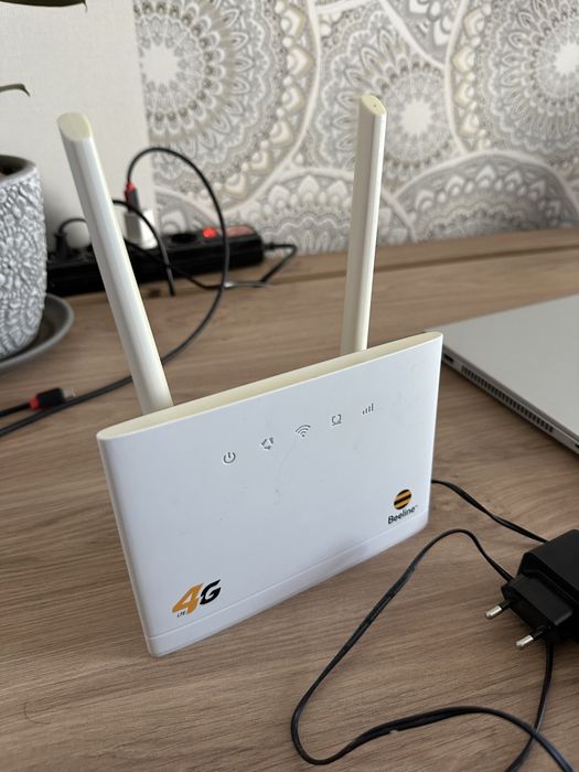 Продам Wi Fi роутер 4G
