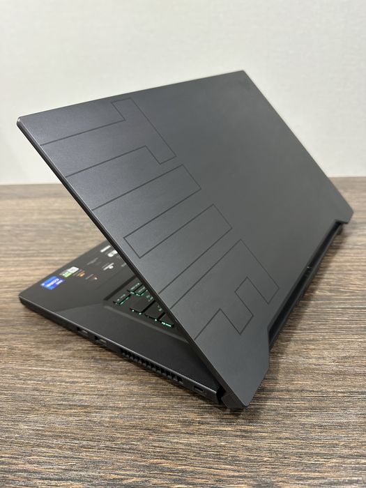 мощный 8-ядерный i7 ноутбук Asus TUF Gaming Dash F15, для игр и график