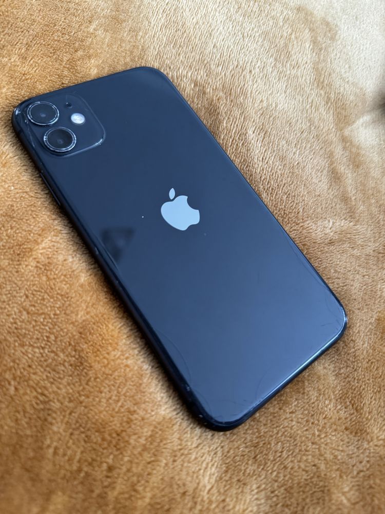 Продам Iphone 11