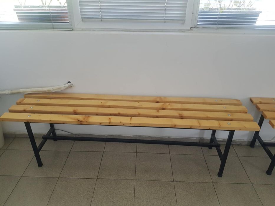 Пейка за съблекалня/фитнес