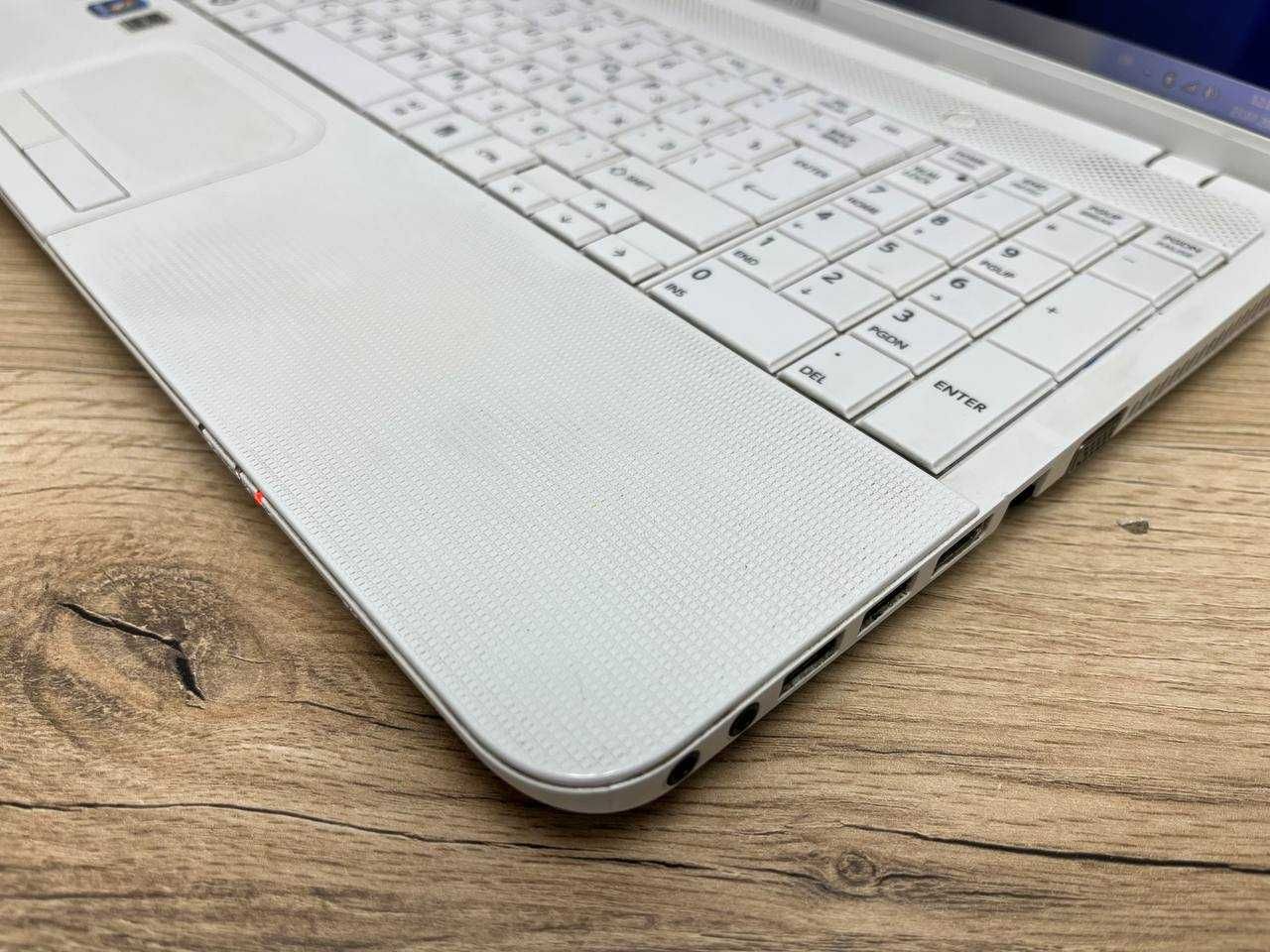 Для Офиса TOSHIBA Core i3*ОЗУ 6*SSD 128*2.40GHz