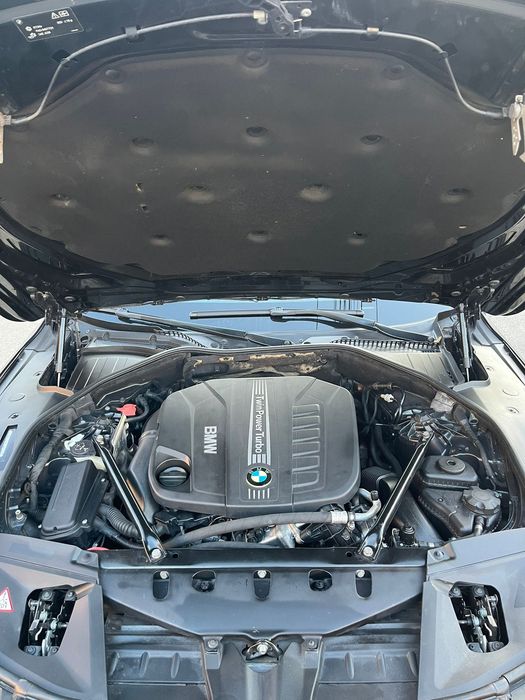 BMW seria7 3.0 313 cp