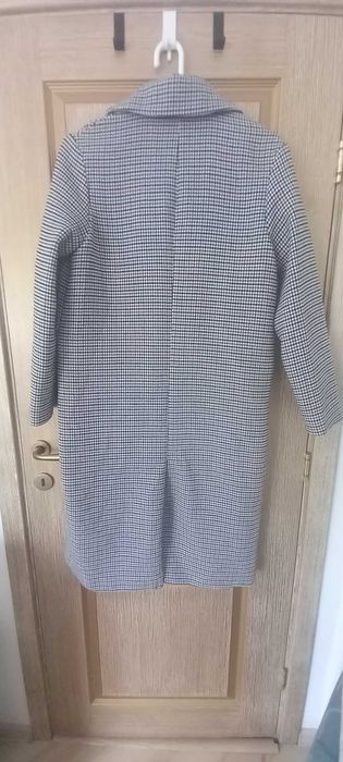 Ново италианско палто без етикет