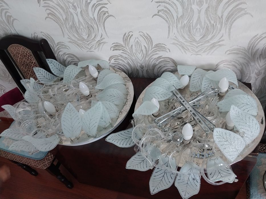2 люстра 12,500 ге