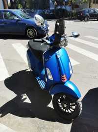 Vespa Sprint 2021