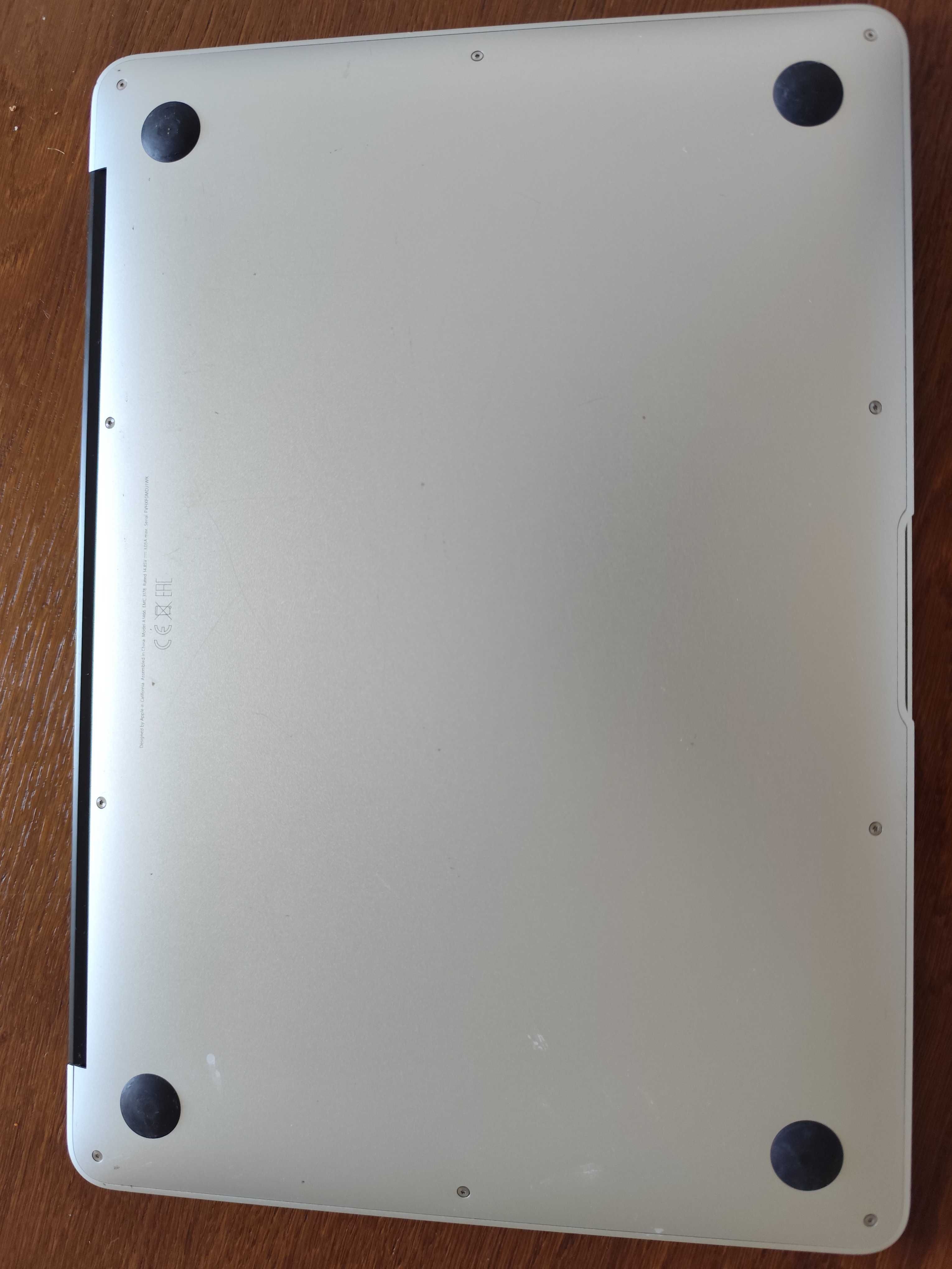 MacBook Air 13" 2017 1.8GHz 8GB RAM 256Gb SSD