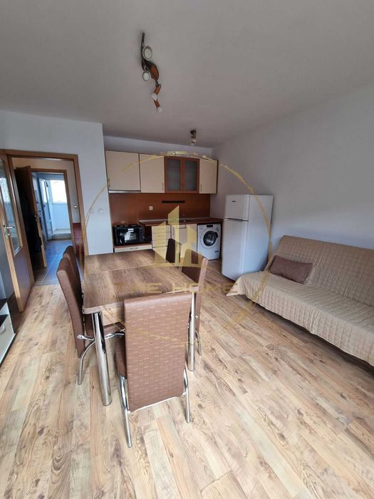 Дава се под наем Двустаен апартамент в Варна, Колхозен пазар - 52 кв.м за 550 € - Снимка #2