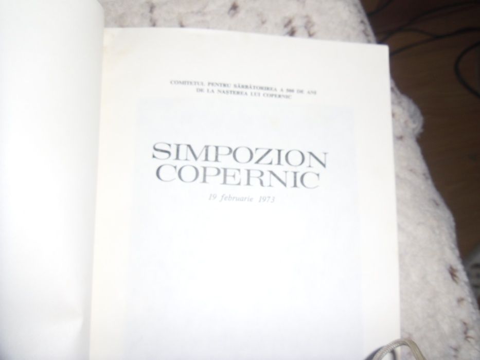 set 2 carti Nostradamus si Horoscop